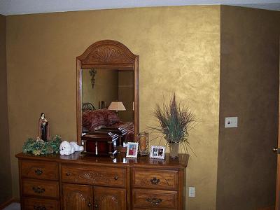 Textured Wallpaper on Faux Ragging Finish In Gold Metallic