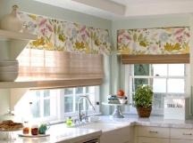 kitchen wall paint color matched to window treatments