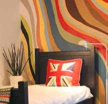 Handpainted wall stripes let you create a truly custom look