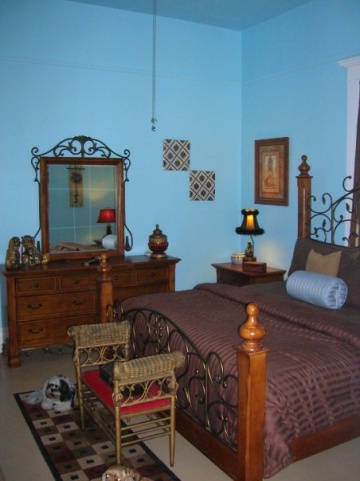 Full spectrum sky blue paint color on bedroom walls