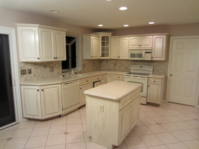 After: modern finish makes kitchen look expensive