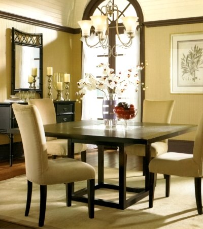 Dark brown trim in an all-neutral room adds structure and punctuation