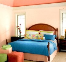Flesh pink wall paint color is a good choice for a peaceful bedroom