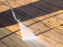 Pressure cleaning a deck