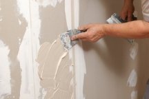 Old and damaged walls can look like new with proper surface preparation